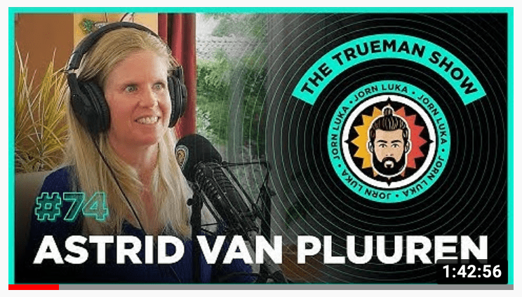 Astrid van Pluuren in Jorn Luka's The Trueman Show